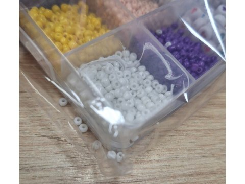 Koraliki Zestaw Do Tworzenia Robienia Bransoletek, Biżuterii, Naszyjników Przecena 1